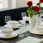 Fuer 6 Personen Wlan Balkon Parken Stilvoll