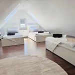 Fuer 6 Personen Wlan Balkon Parken Stilvoll