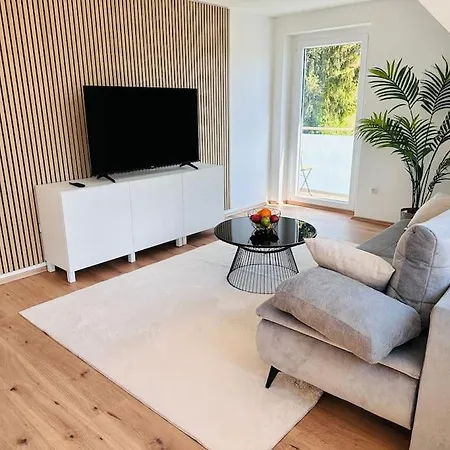 Fuer 6 Personen Wlan Balkon Parken Stilvoll