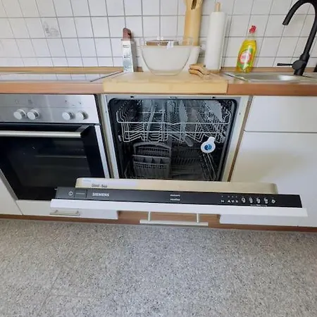 Appartamento Fuer 6 Personen Wlan Balkon Parken Stilvoll Augusta