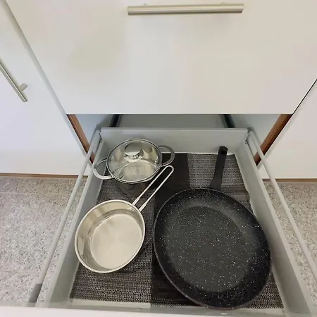 Appartamento Fuer 6 Personen Wlan Balkon Parken Stilvoll Augusta