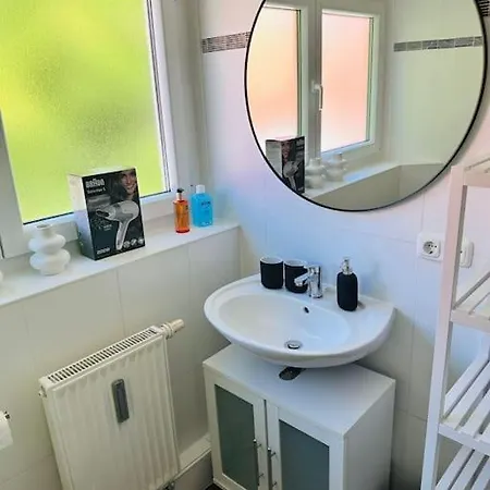 Fuer 6 Personen Wlan Balkon Parken Stilvoll Appartamento Augusta