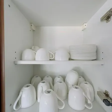 Fuer 6 Personen Wlan Balkon Parken Stilvoll Аугсбург