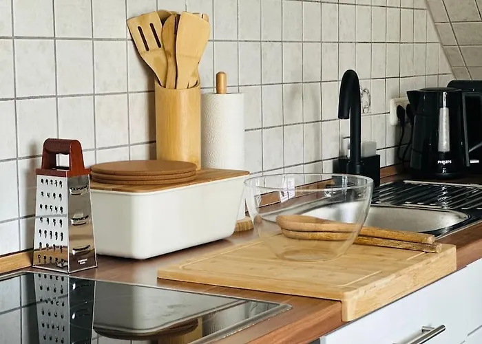 Fuer 6 Personen Wlan Balkon Parken Stilvoll Appartement Augsbourg